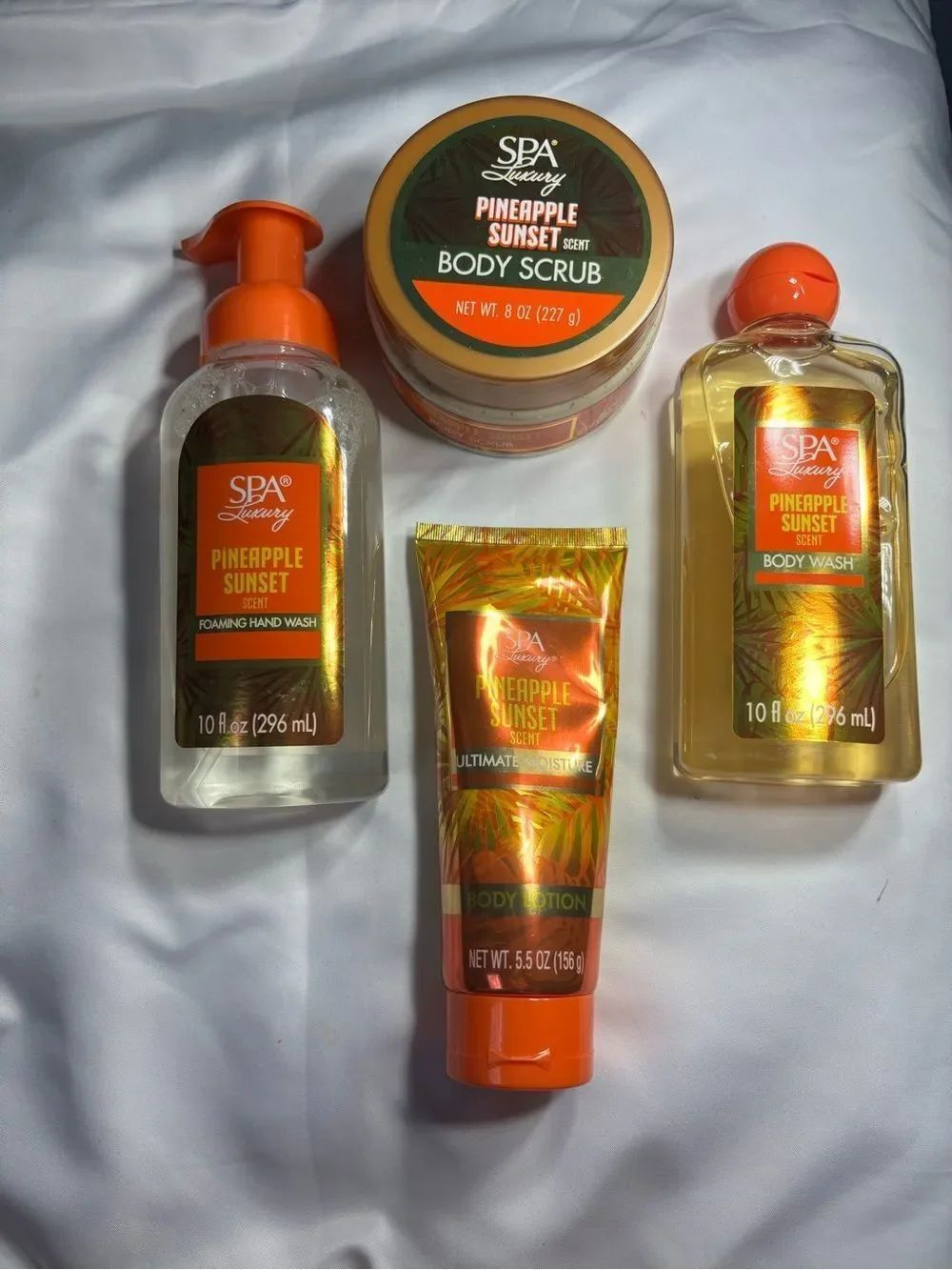 New 4 Pineapple Sunset Body Care Set - Orange